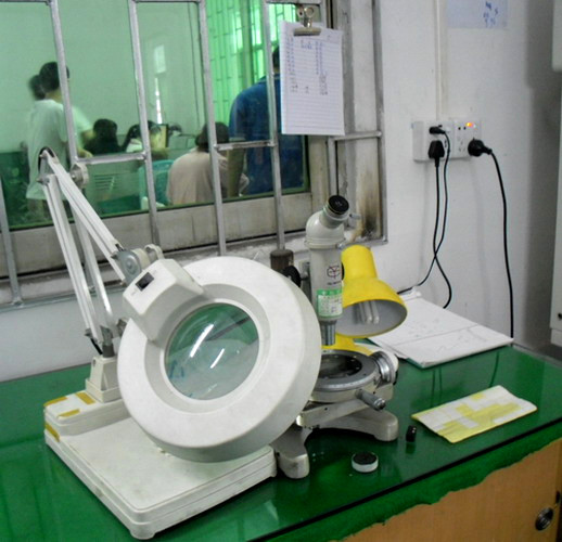 ~!phoenix_varIMG32!~